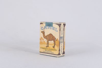 Micro 16, Maço de Tabaco Camel