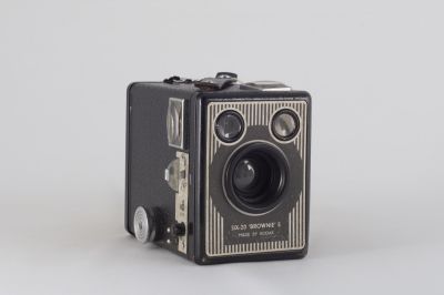 Brownie Six-20 Camera model E