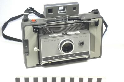 Land Camera Automatic 230