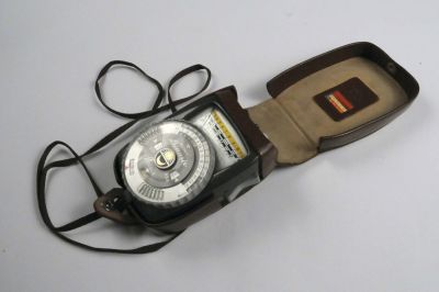 Lunasix Color Finder